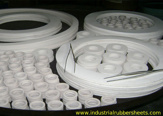 Коррозионностойкая расширенная спираль PTFE ранит прочность на растяжение 14Mpa набивкой